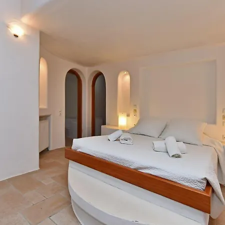 Mykonos Sleeps 14 Pool Air Con Villa *